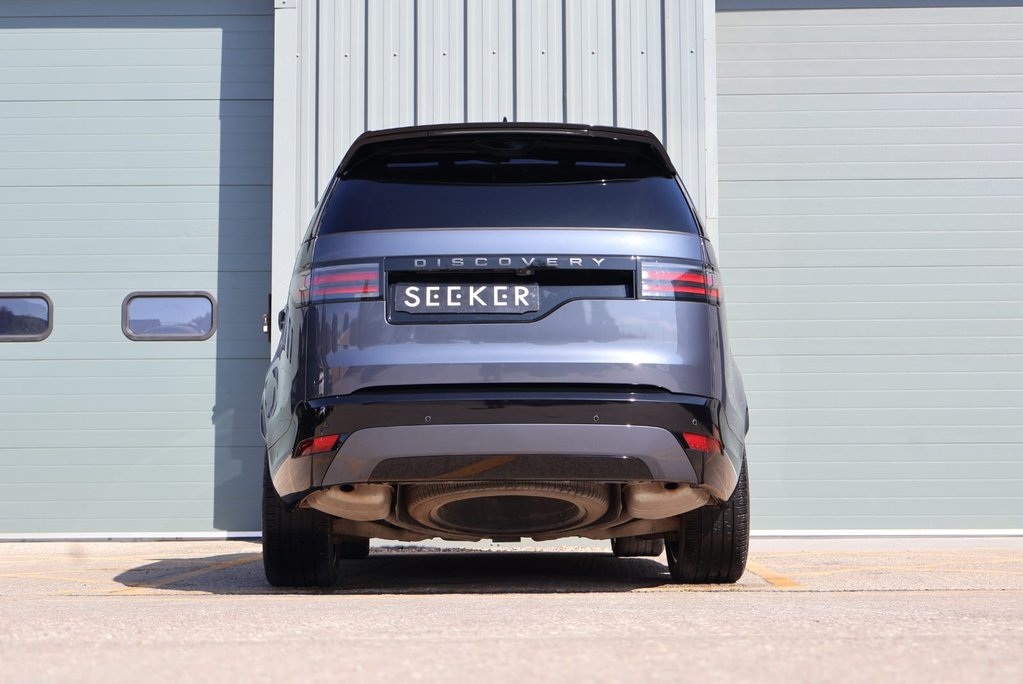 Land Rover Discovery COMMERCIAL DYNAMIC HSE styled by seeker rear seat conversion low miles  5