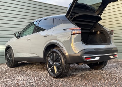 Nissan Qashqai DIG-T TEKNA 21