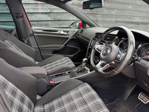 Volkswagen Golf 2.0 Golf GTD Semi-Auto 5dr 35