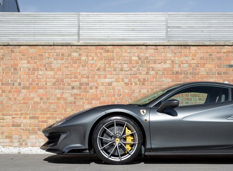 Ferrari 488 Pista 34