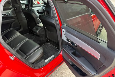 Volvo V90 D5 POWERPULSE R-DESIGN AWD 35