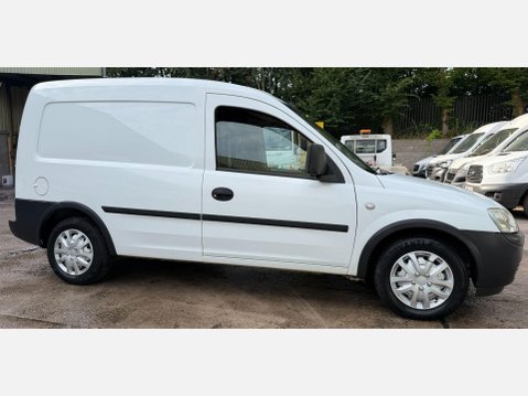 Vauxhall Combo 1.3 CDTi 2000 16v Panel Van 3dr Diesel Manual (134 g/km, 69 bhp) 15