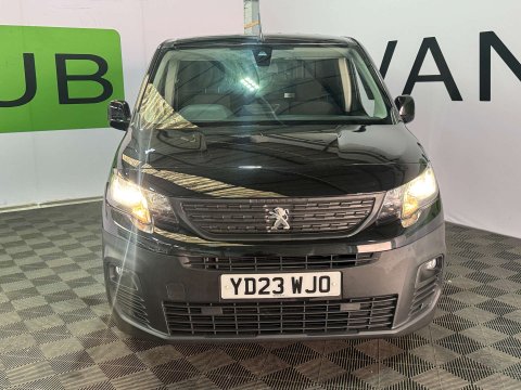 Peugeot Partner 1.5 Partner Asphalt Premium + BlueHDi Auto 5