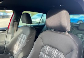 Volkswagen Golf 2.0 TDI BlueMotion Tech GTD 5 Door 22