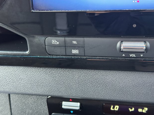 Mercedes-Benz Sprinter AUTO MWB L2H2 High Roof 315 Pro Air Con Camera EURO 6 35