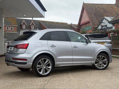 Audi Q3 TFSI QUATTRO S LINE PLUS 2