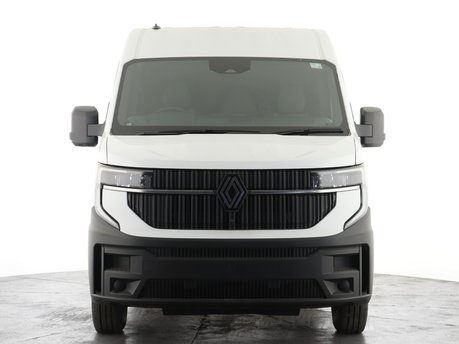 Renault Master MM35 104kW 87kWh Advance V2L Medium Roof Van Auto 6