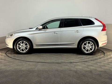 Volvo XC60 D4 SE LUX NAV AWD 5