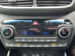 Hyundai TUCSON 1.6 Tucson Premium SE48v MHEV CRDi 2WD Semi-Auto 5dr 53