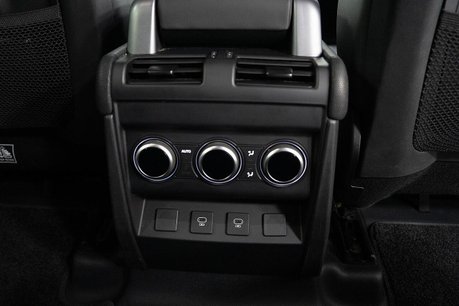 Land Rover Defender 3.0 D250 MHEV XS Edition SUV 5dr Diesel Auto 4WD Euro 6 (s/s) (250 ps) 19