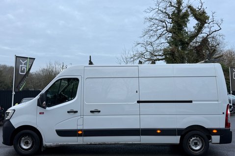 Renault Master 35 L3H3 LONG WHEEL BASE - REVERSE CAMERA - NEW MOT - FULL SERVICE HISTORY 11
