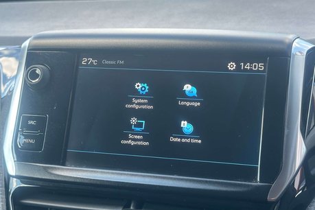 Peugeot 208 1.2 PureTech Signature Hatchback 5dr Petrol Manual Euro 6 (s/s) (82 ps) 40