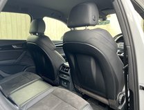 Audi Q5 2.0 TDI 40 Black Edition SUV 5dr Diesel S Tronic quattro Euro 6 (s/s) (190 12