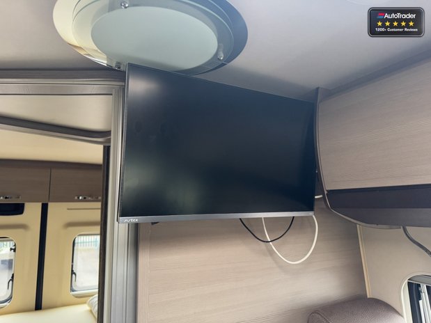 Hobby Vantana Fiat|2 Berth|4 Belt|Rear Tranverse Bed|Awning|Solar Panel|TV Ariel 18