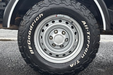 Isuzu D-Max ECB 1.9 TD Extra Cab Tipper 30