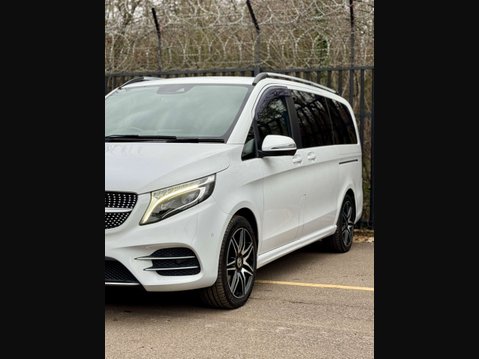 Mercedes-Benz V Class 2.2 V220d AMG Line MPV 5dr Diesel G-Tronic+ Euro 6 (s/s) 7 Seat (163 ps) 35