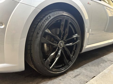 Audi TT 2.0 TFSI S line S Tronic quattro Euro 6 (s/s) 3dr 43