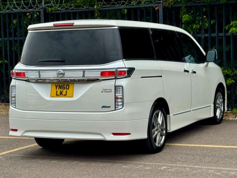 Nissan Elgrand Highway Star 34