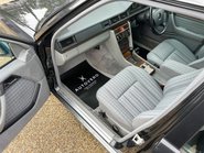 Mercedes-Benz C Class 260 E 37