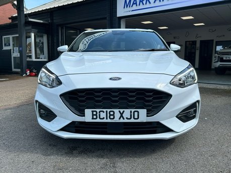 Ford Focus ST-LINE 4