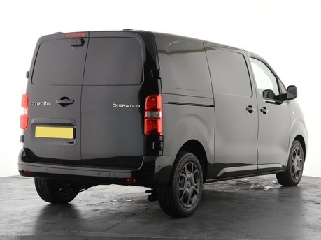 Citroen Dispatch M 1.5 BlueHDi 120ps Driver 4