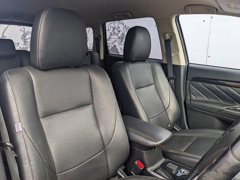 Mitsubishi Outlander h Kotu 13