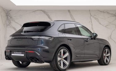 Porsche Macan S PDK 22