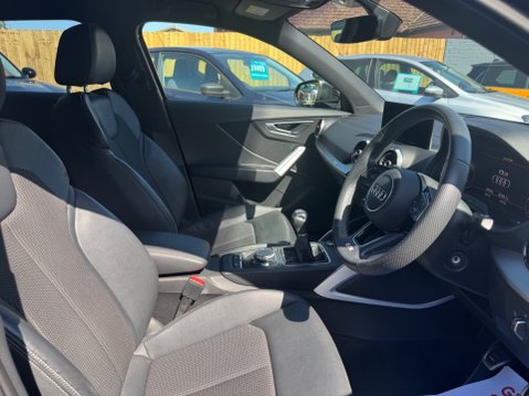 Audi Q2 TFSI S LINE 21