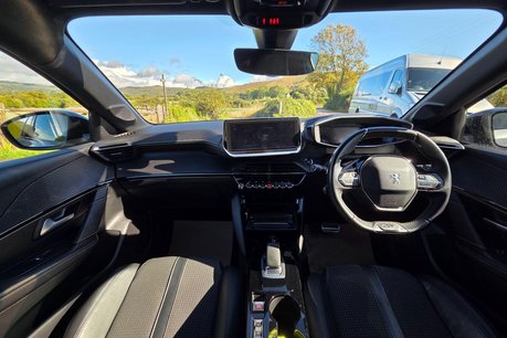Peugeot e-208 50kWh GT Line Auto 5dr 2
