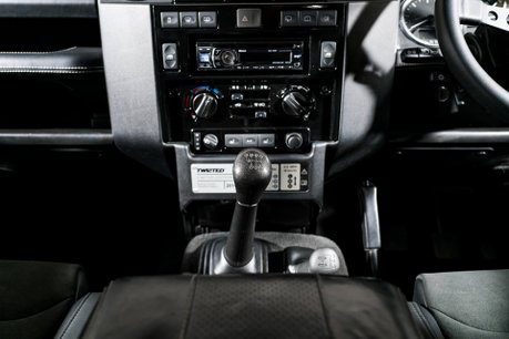 Land Rover Defender 90 TD XS STATION WAGON. TWISTED EDITION. TWISTED UPGRADES. HEATED SEATS. 34