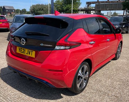 Nissan LEAF Leaf Tekna 5dr 110kw 39kwh (Automatic) 9