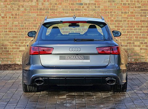 Audi RS6 Avant 13