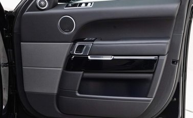 Land Rover Range Rover Sport SVR 17