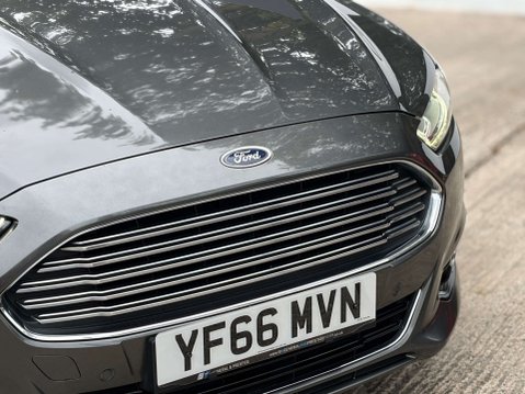 Ford Mondeo 2.0 Mondeo Titanium TDCi 5dr 3
