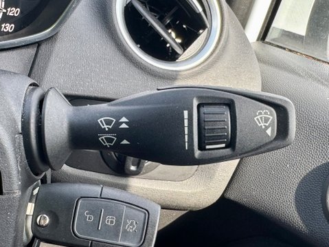 Ford Fiesta ZETEC 23