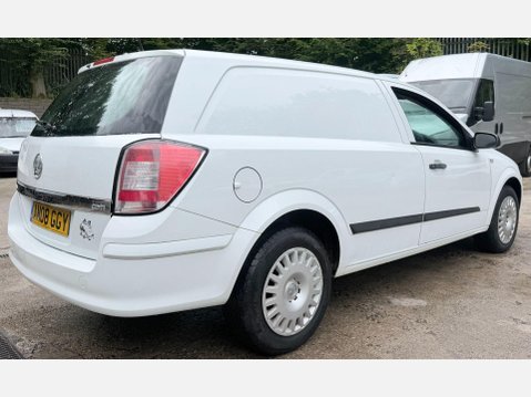 Vauxhall Astra 1.3 CDTi 16v Club Car Derived Van 3dr Diesel Manual (130 g/km, 89 bhp) 19
