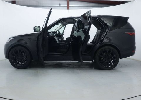 Land Rover Discovery 3.0 Discovery HSE D MHEV Auto 4WD 64