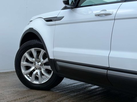 Land Rover Range Rover Evoque 2.2 Range Rover Evoque Pure SD4 4WD 5dr 41