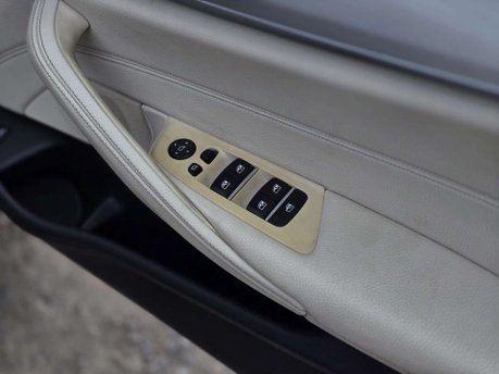 BMW 5 Series 2.0 520i GPF SE Saloon 4dr Petrol Auto Euro 6 (s/s) (184 ps) 54