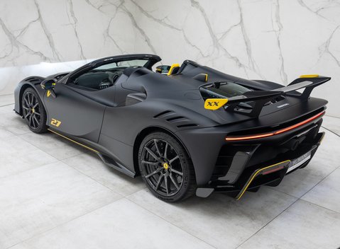 Ferrari SF90 Spider XX 12