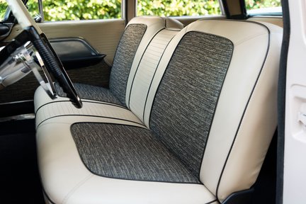 Chrysler New Yorker Town & Country Station Wagon 23