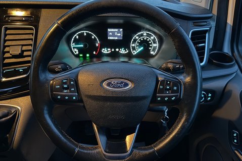 Ford Transit Custom 300 LIMITED DCIV L1 H1 6 SEATER - APPLE CARPLAY -HEATED SEATS/SCREEN 9