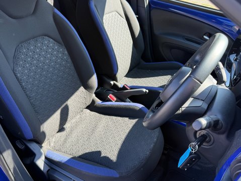 Toyota Aygo X VVT-I EDGE 8