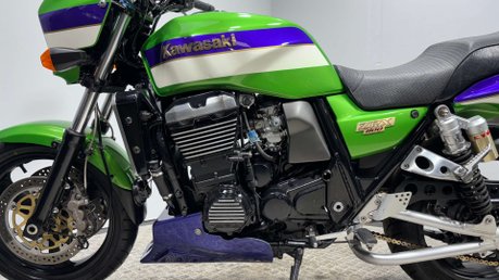 Kawasaki Zephyr ZRX 2001 33K NEW MOT CLASSIC MUSCLE BIKE VERY CLEAN 1100CC 17