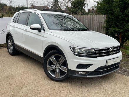 Volkswagen Tiguan 2.0 TDI SEL SUV 5dr Diesel DSG Euro 6 (s/s) (150 ps)