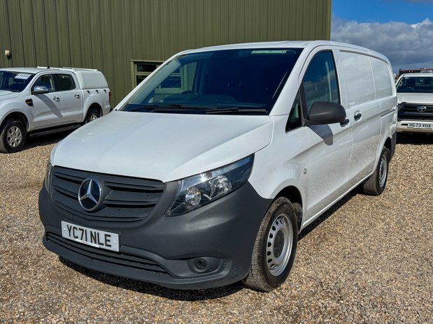 Mercedes-Benz Vito AUTO LWB L2H1 Low Roof Progressive 114 Rev Cam Nav EURO 6 2