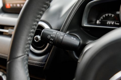 Mazda 2 SPORT NAV MHEV 12