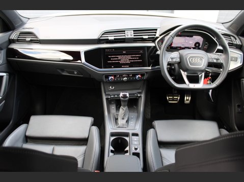 Audi Q3 TFSI S LINE BLACK EDITION 13