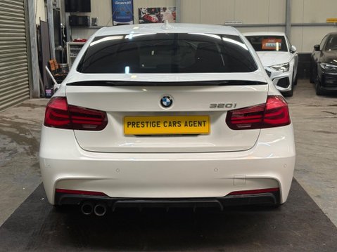 BMW 3 Series 2.0 320i M Sport Shadow Edition Auto Euro 6 (s/s) 4dr 5