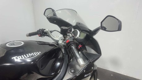 Triumph Sprint 2009 NEW MOT / SERVICED SIDE PANNIERS LARGE CC SPORTS TOURER 35
